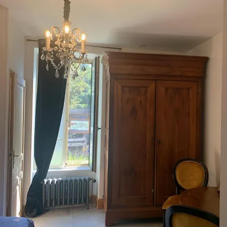 Au Fil Du Temps 3*