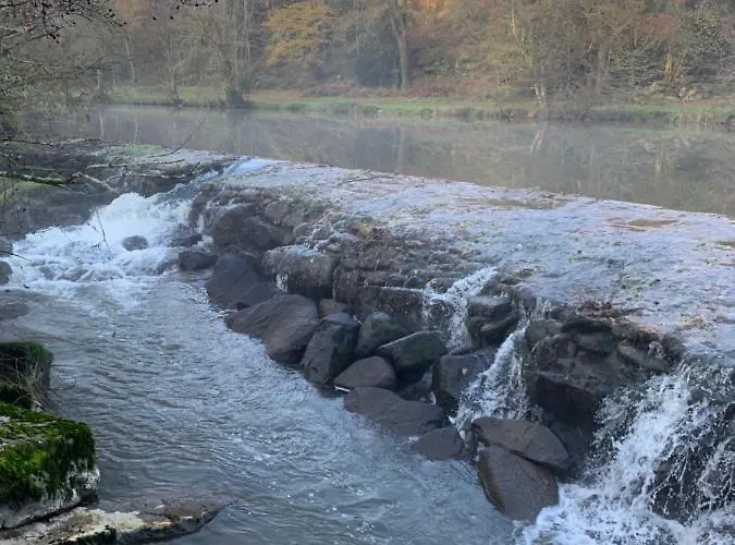 Pensión Au Fil Du Temps 3*