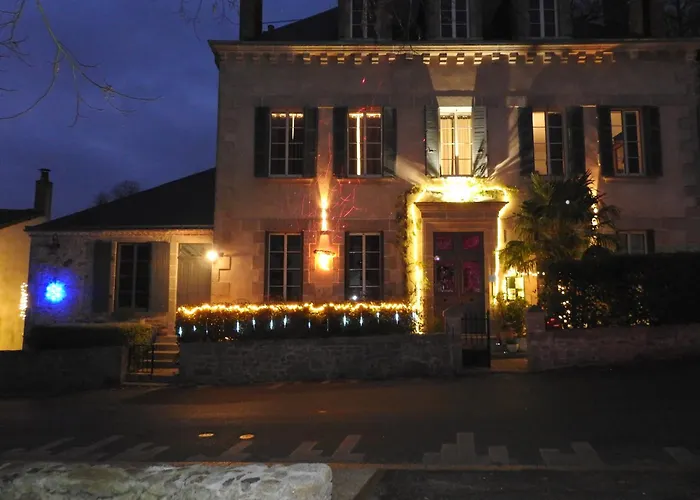 Au Fil Du Temps Pensión 3*